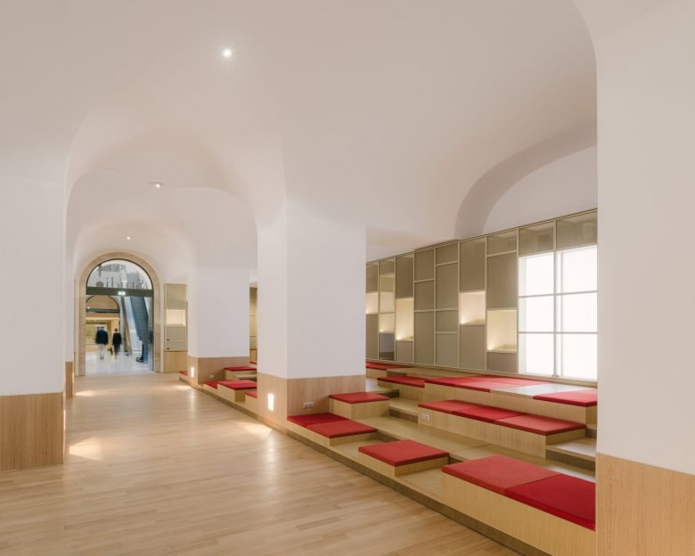 卢浮宫第三空间 / h2o Architectes