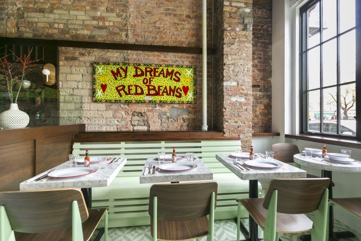 纽约 Studio Vural 设计的 Lowerline 餐厅