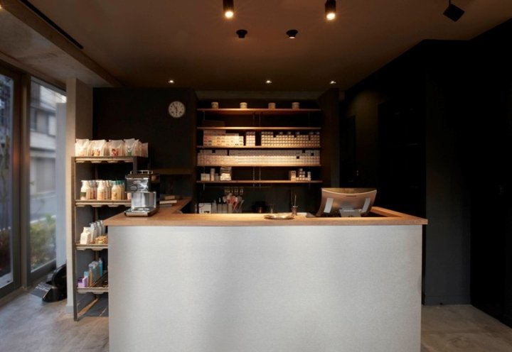 由 Bonfield Interiors 设计的 Luck Out 美发沙龙,日本东京 由 Bonfield Interiors 设计的 Luck Out 美发沙龙,日本东京