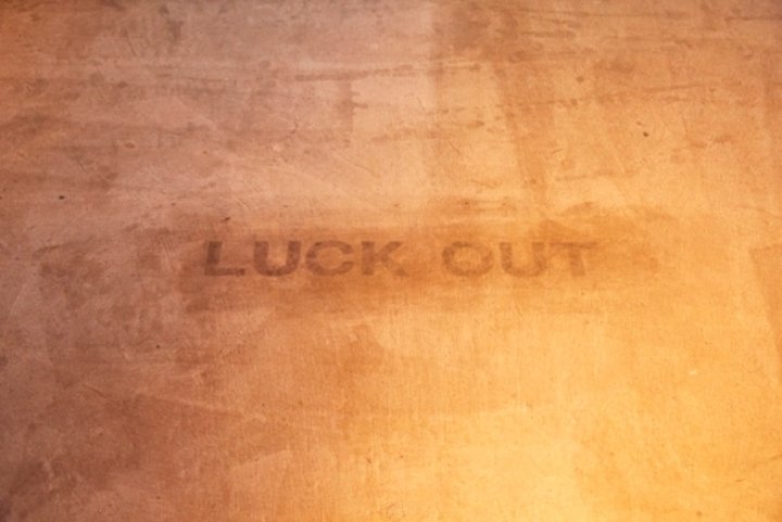 由 Bonfield Interiors 设计的 Luck Out 美发沙龙,日本东京 由 Bonfield Interiors 设计的 Luck Out 美发沙龙,日本东京
