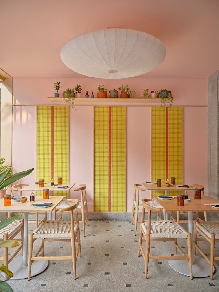 Lucky Chan 餐厅由 MAIA 设计工作室设计
