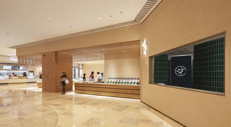 鲁西河面包店 / Kooo Architects