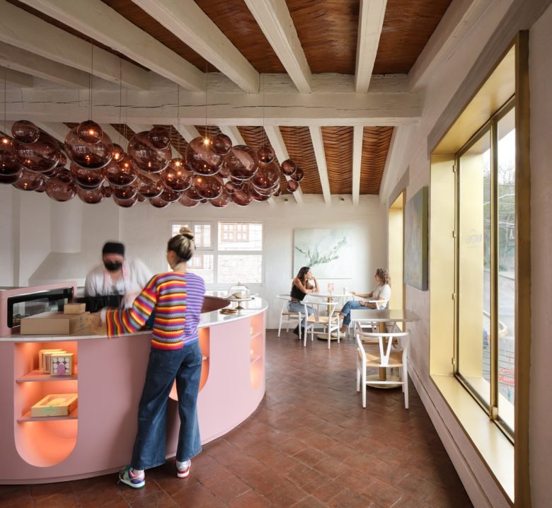 MANTONELA by Daniela Bucio Sistos // Taller de Arquitectura y Diseño