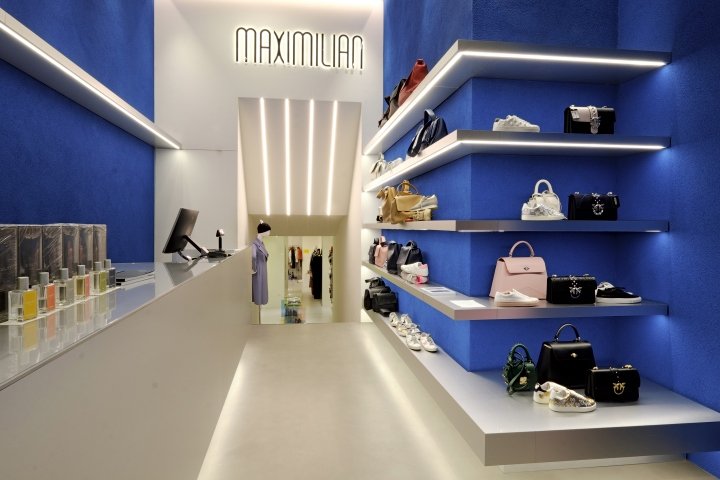Maximilian 奢侈品店，由 Bartolini/Lanzi Architects 设计，梅拉诺 – 意大利