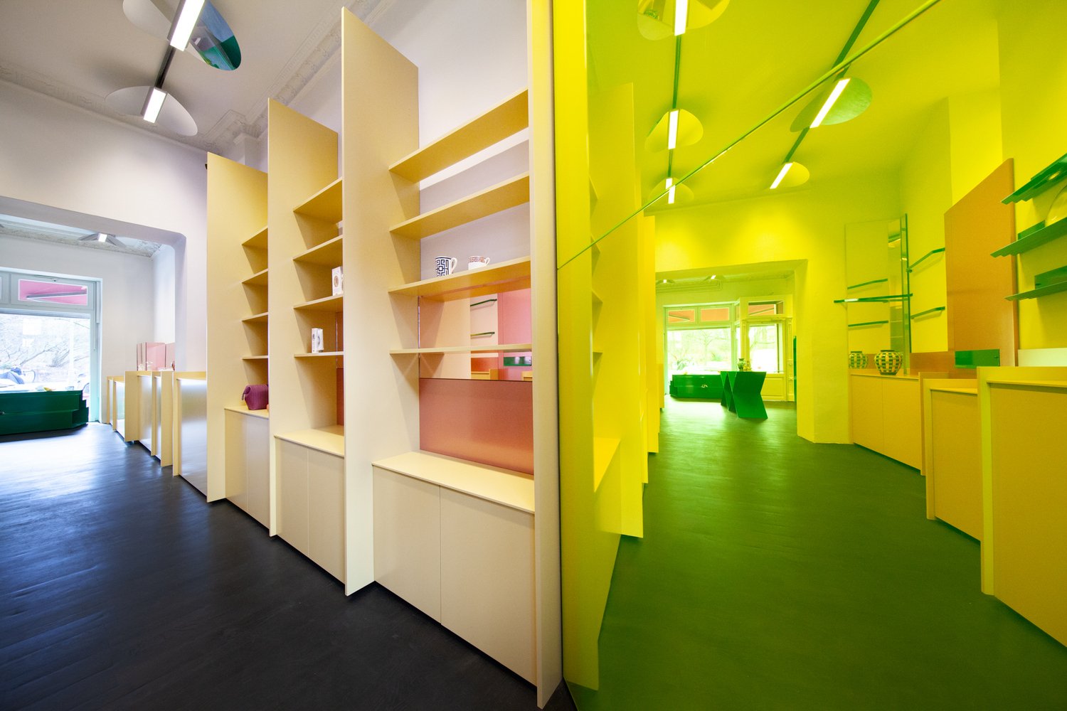 MDC 隔壁商店 / Gonzalez Haase Architects