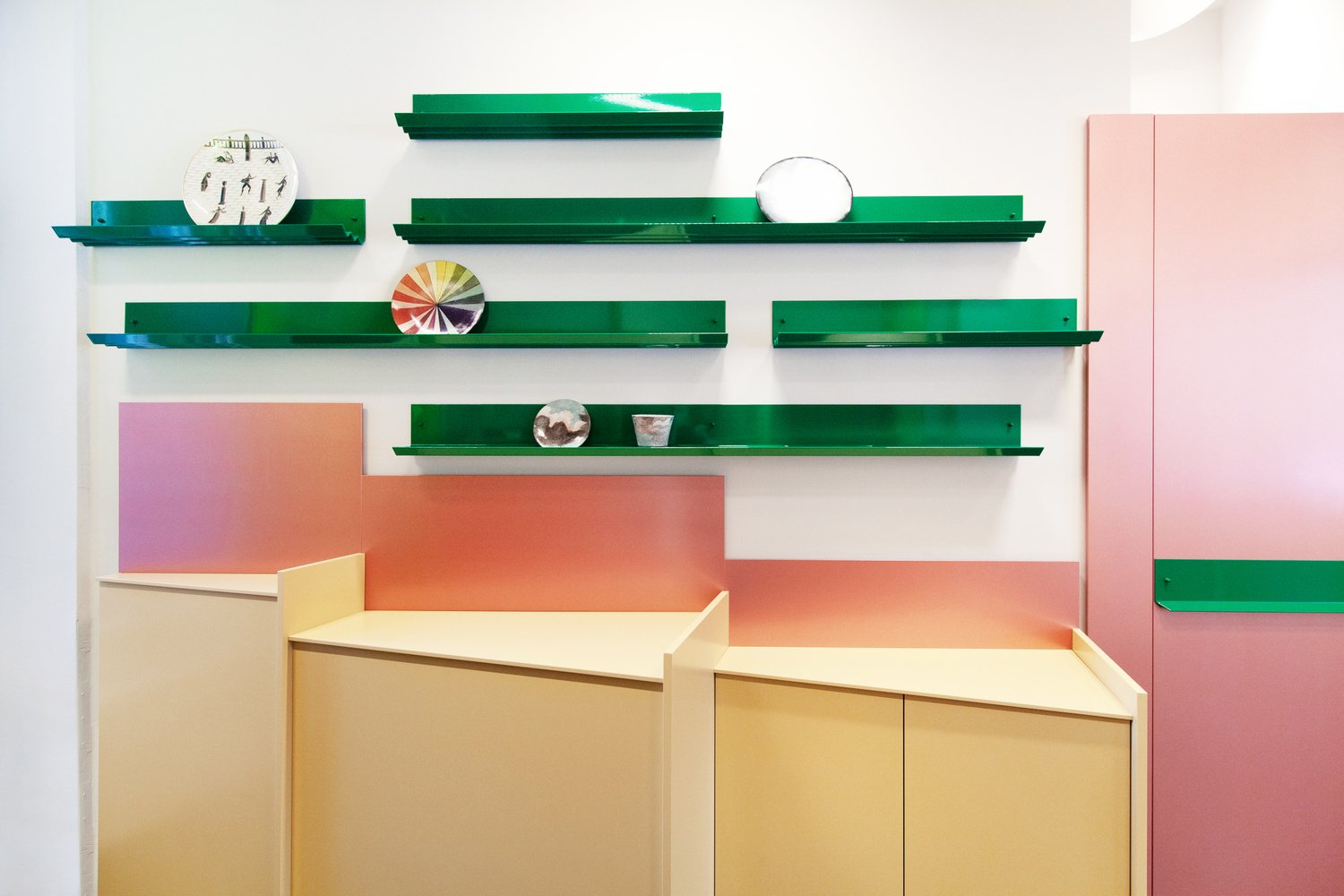 MDC 隔壁商店 / Gonzalez Haase Architects