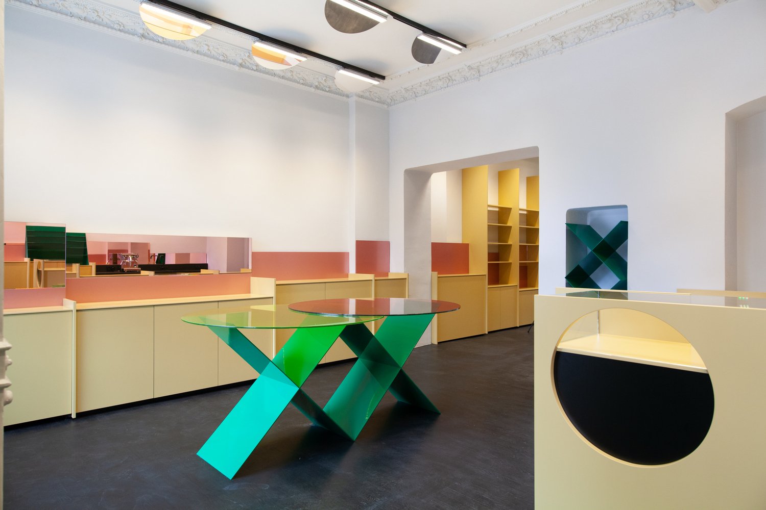 MDC 隔壁商店 / Gonzalez Haase Architects