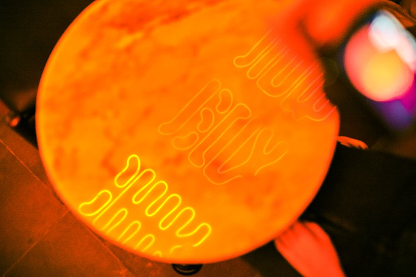 TAI SOO​​N BAR 由 Taste Space 设计，泰国曼谷