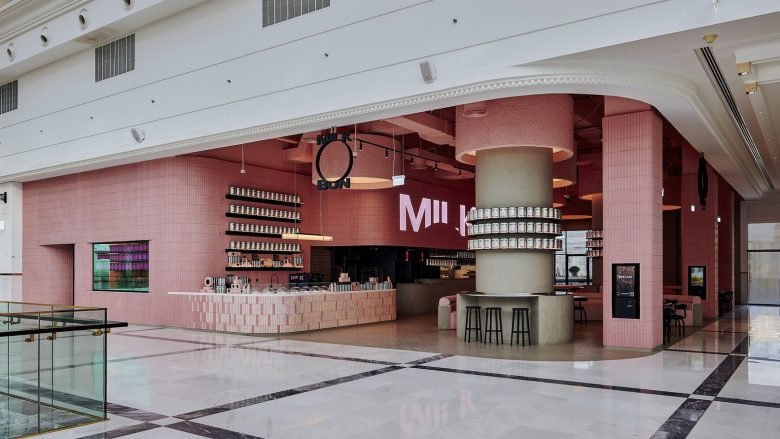 MILK BUN 餐厅 / Rabih Geha Architects