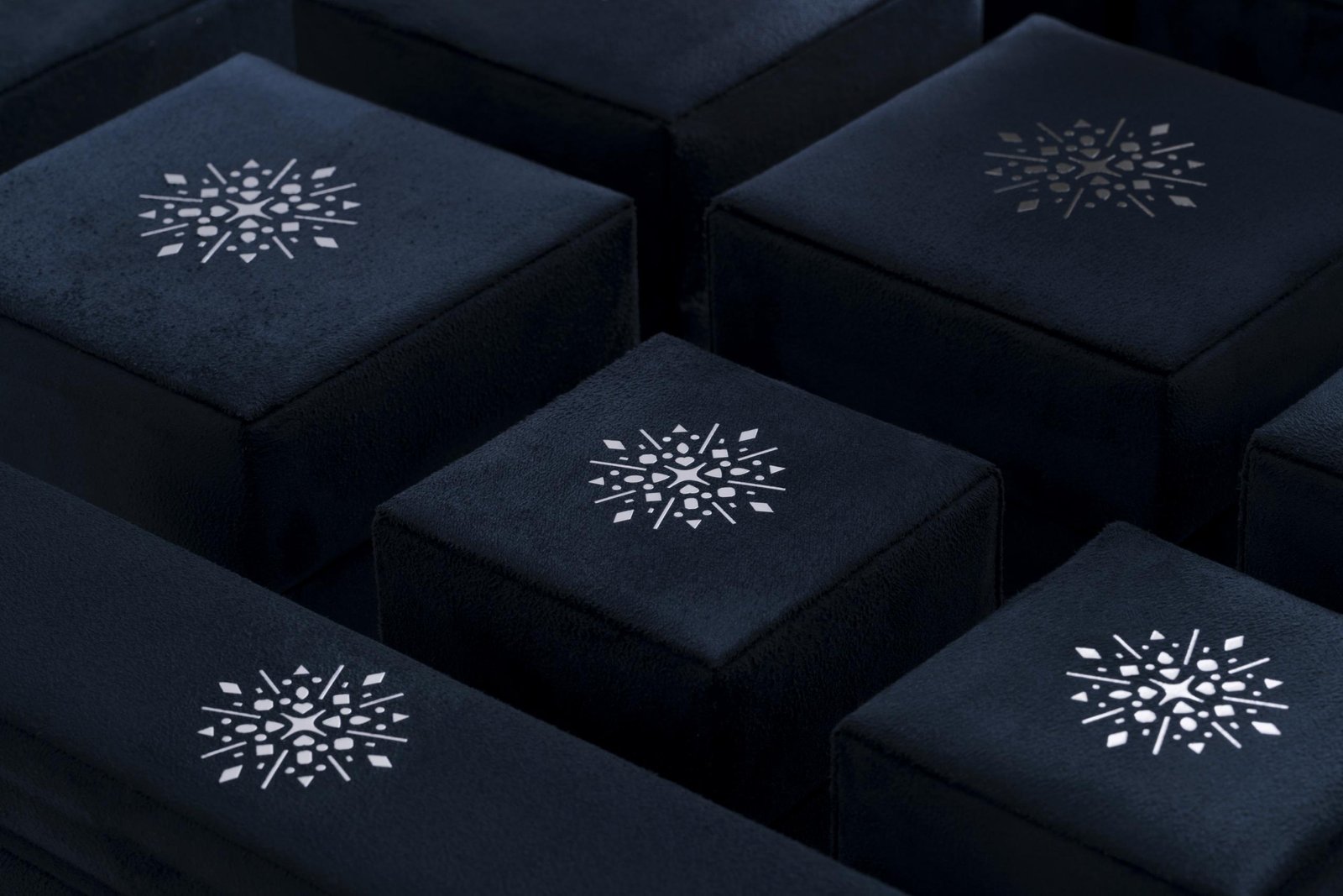 Leman Jewelry 越南品牌重塑