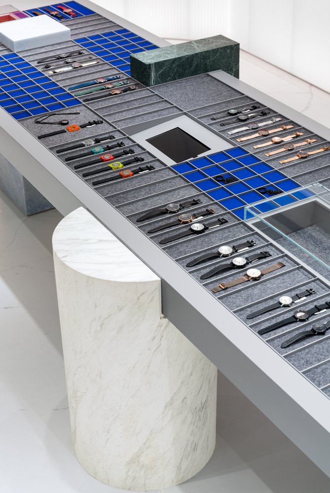 Atelier TAO+C 设计的 MOMIC 手表组装店