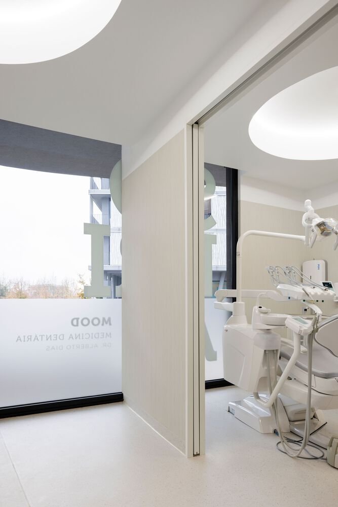 MOOD 牙科医学 / Tsou Arquitectos