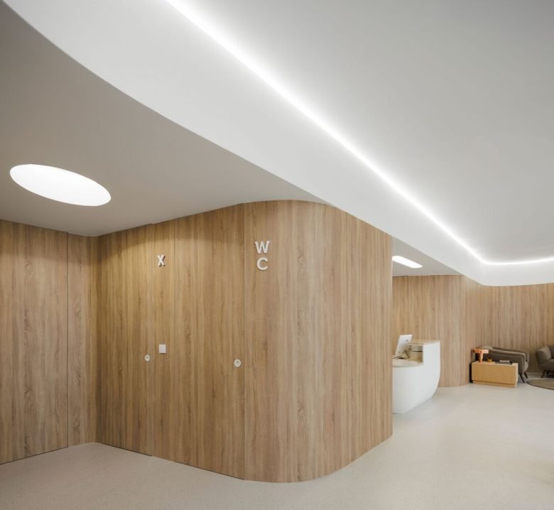 MOOD 牙科医学 / Tsou Arquitectos