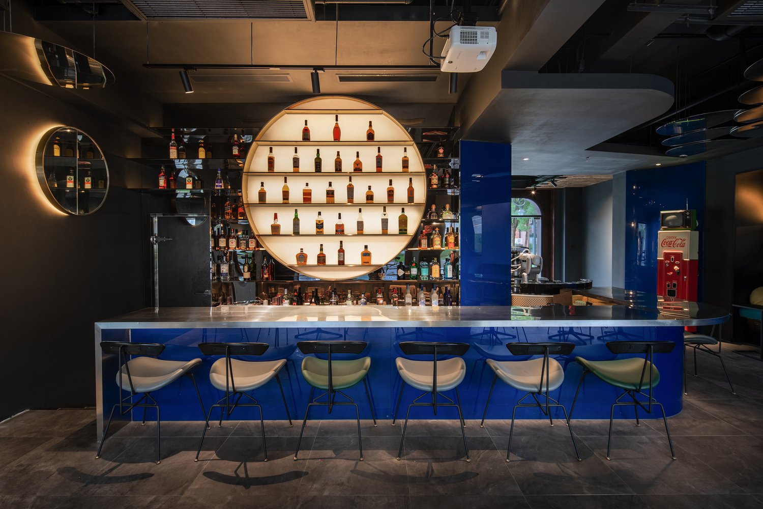 O&O Studio 的 MOONCRAFT O&O Studio 的 MOONCRAFT