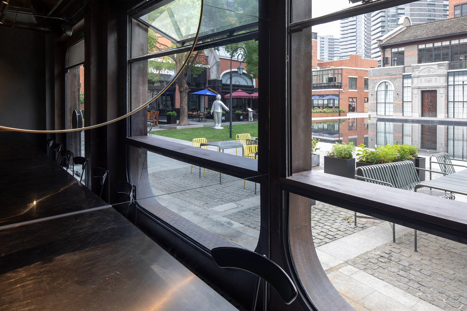 O&O Studio 的 MOONCRAFT O&O Studio 的 MOONCRAFT