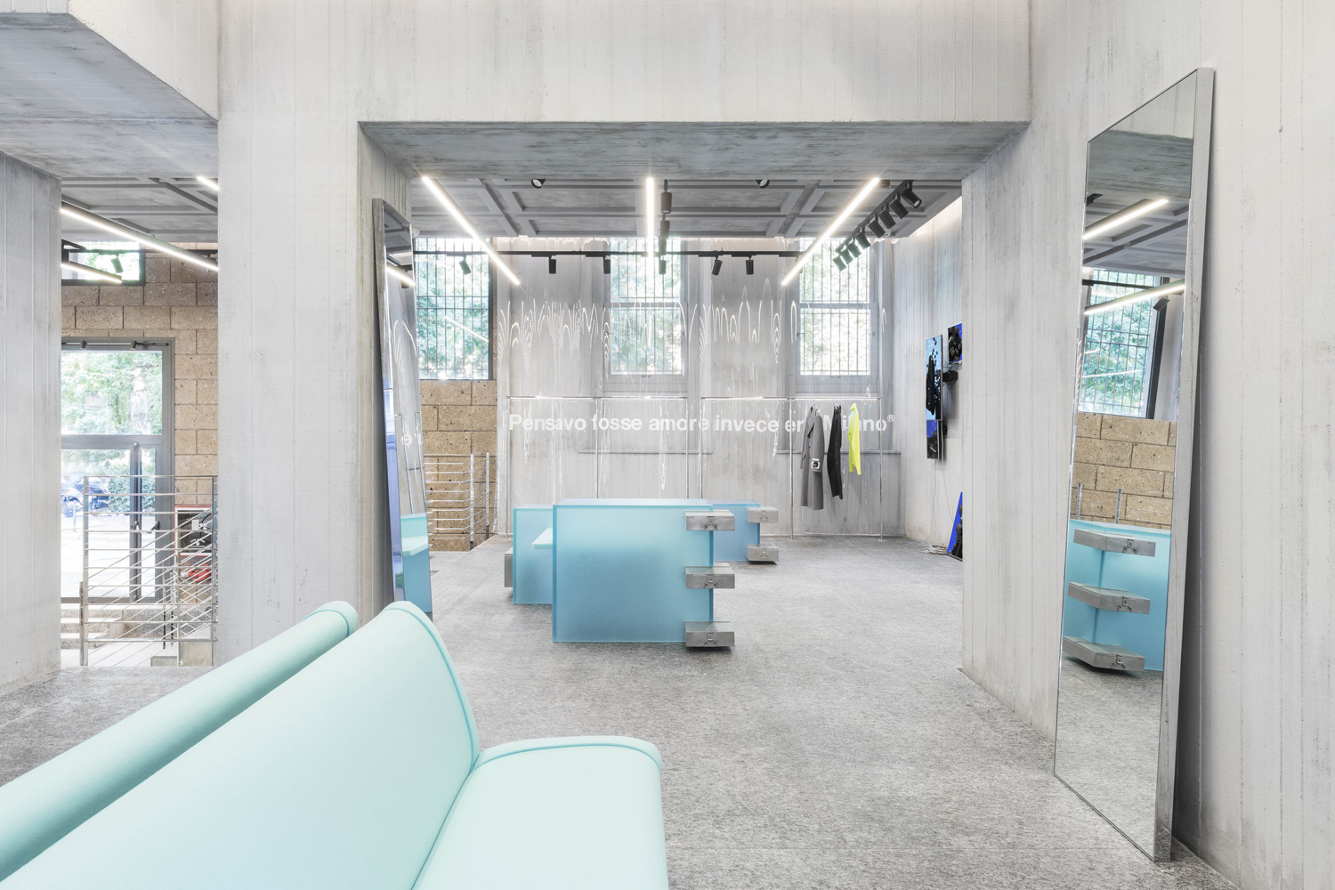 MSGM 商店，由 ML Architettura 设计