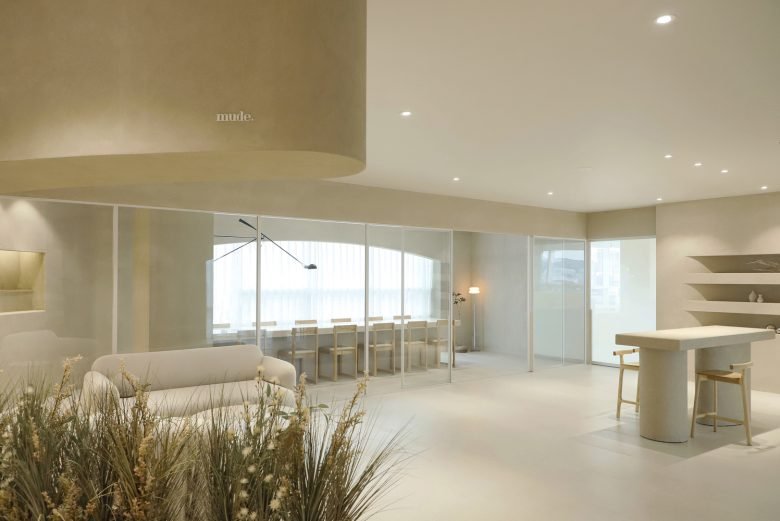 MUDE Office 由 Design Studio Mono 设计