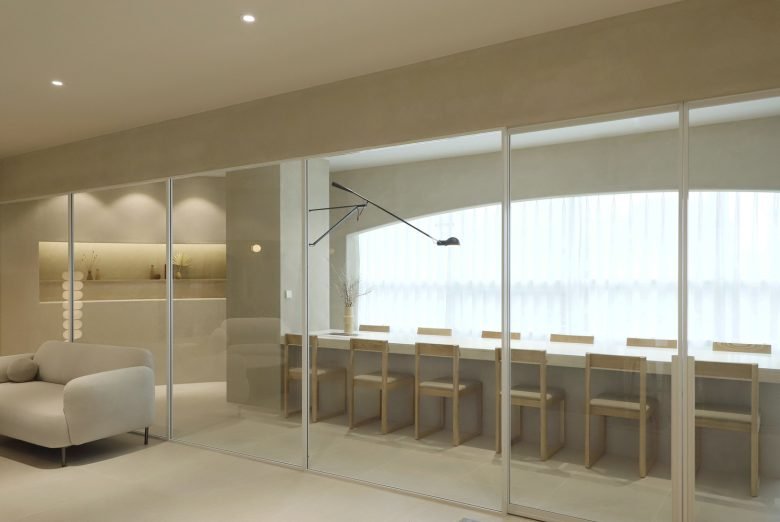 MUDE Office 由 Design Studio Mono 设计