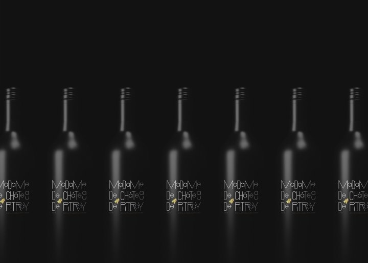 David Hovhannisyan 设计的 Madame de Château de Pitray 葡萄酒包装