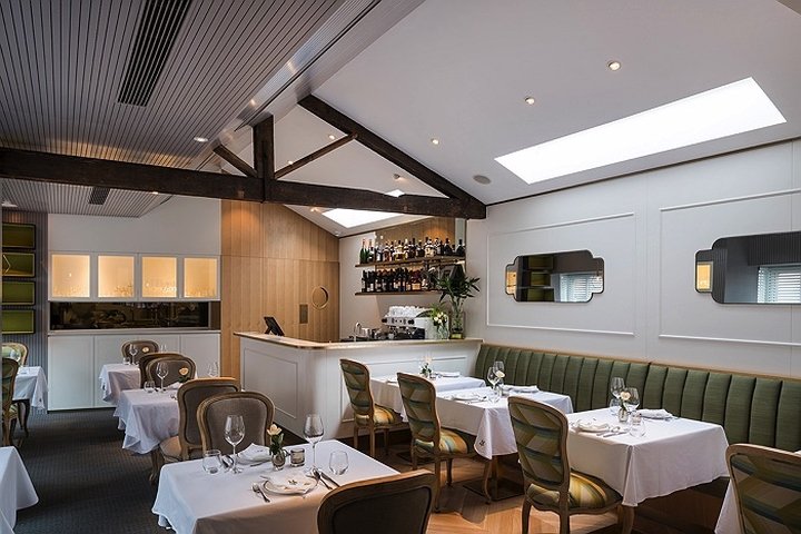 NE-ON 设计的 Maison Papillon 餐厅，中国上海