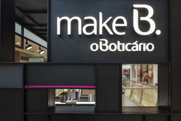 Make B. kiosk 由 Estúdio Jacarandá 设计,库里蒂巴 – 巴西 Make B. kiosk 由 Estúdio Jacarandá 设计,库里蒂巴 – 巴西