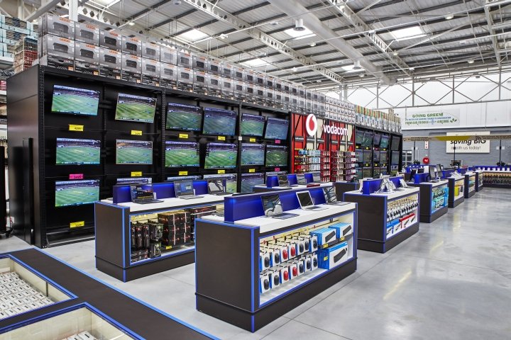 TDC&Co 的 Makro Riversands 商店，南非约翰内斯堡