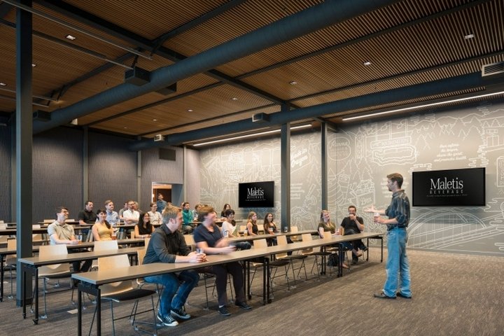 Maletis 饮料办公室，霍尔斯特建筑事务所，俄勒冈州波特兰