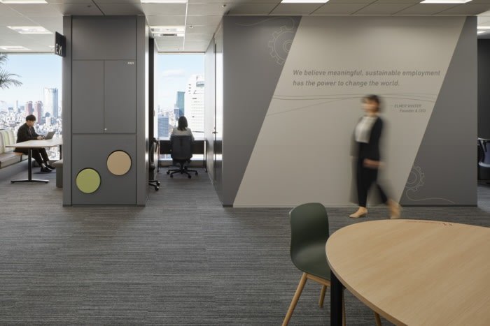 万宝盛华集团办公室由 The Design Studio K.K. 设计