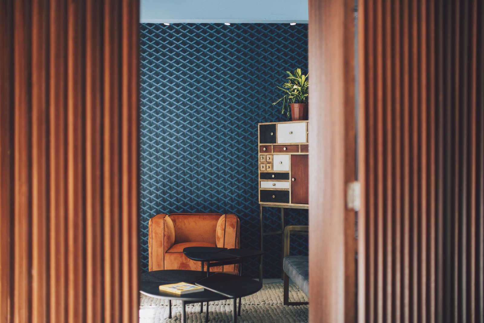 S/LAB 设计的 Mantab 办公室