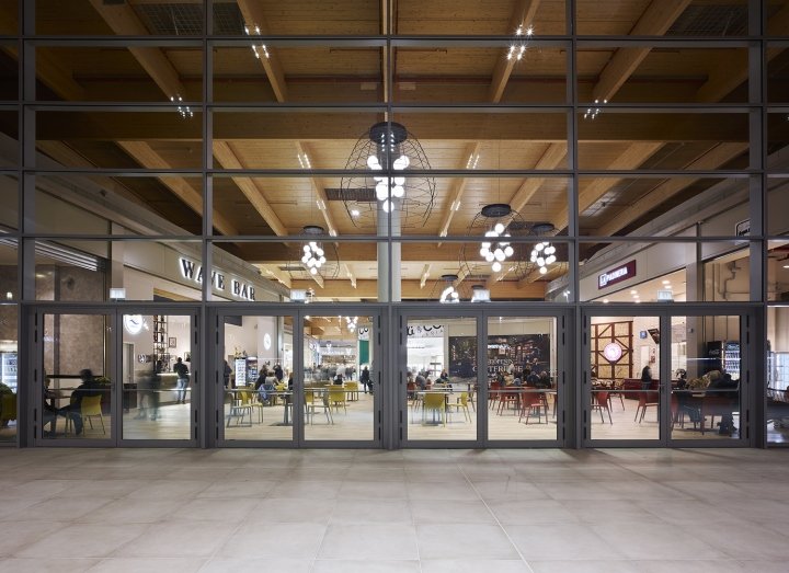 MareMà 购物中心,由 INRES 和 Area-17 Architecture & Interiors 设计,格罗塞托 – 意大利 MareMà 购物中心,由 INRES 和 Area-17 Architecture & Interiors 设计,格罗塞托 – 意大利