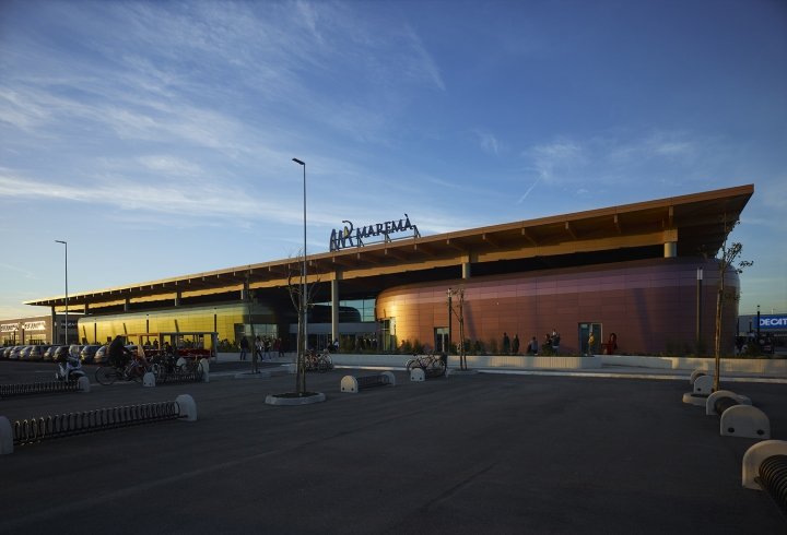 MareMà 购物中心,由 INRES 和 Area-17 Architecture & Interiors 设计,格罗塞托 – 意大利 MareMà 购物中心,由 INRES 和 Area-17 Architecture & Interiors 设计,格罗塞托 – 意大利