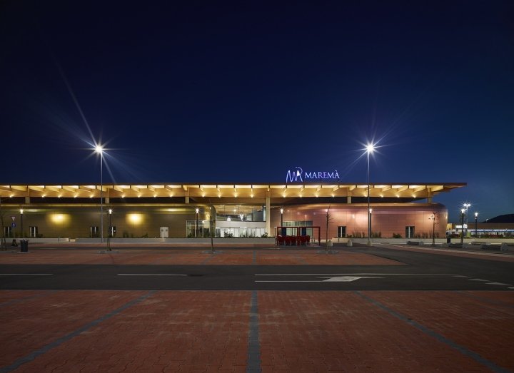 MareMà 购物中心,由 INRES 和 Area-17 Architecture & Interiors 设计,格罗塞托 – 意大利 MareMà 购物中心,由 INRES 和 Area-17 Architecture & Interiors 设计,格罗塞托 – 意大利