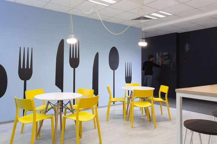 Matrix Global 索非亚办公空间，由 Cache atelier 设计，保加利亚索非亚