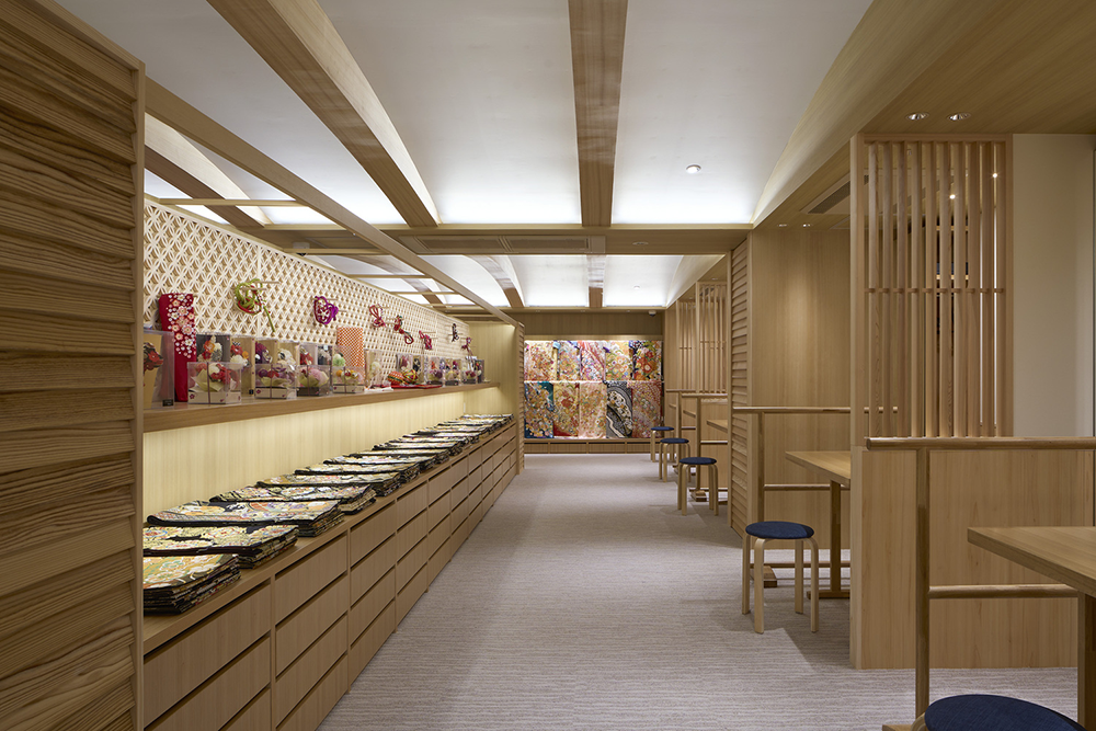 Mayuzuki Kimono Shop by Tsutsumi & Associates
