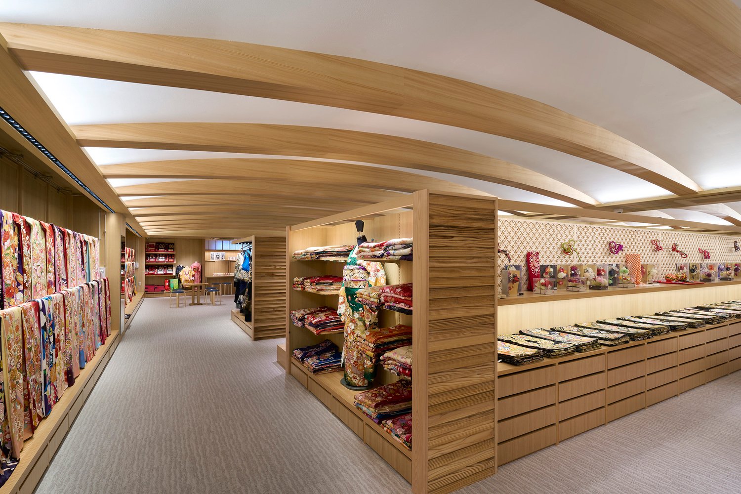 Mayuzuki Kimono Shop by Tsutsumi & Associates