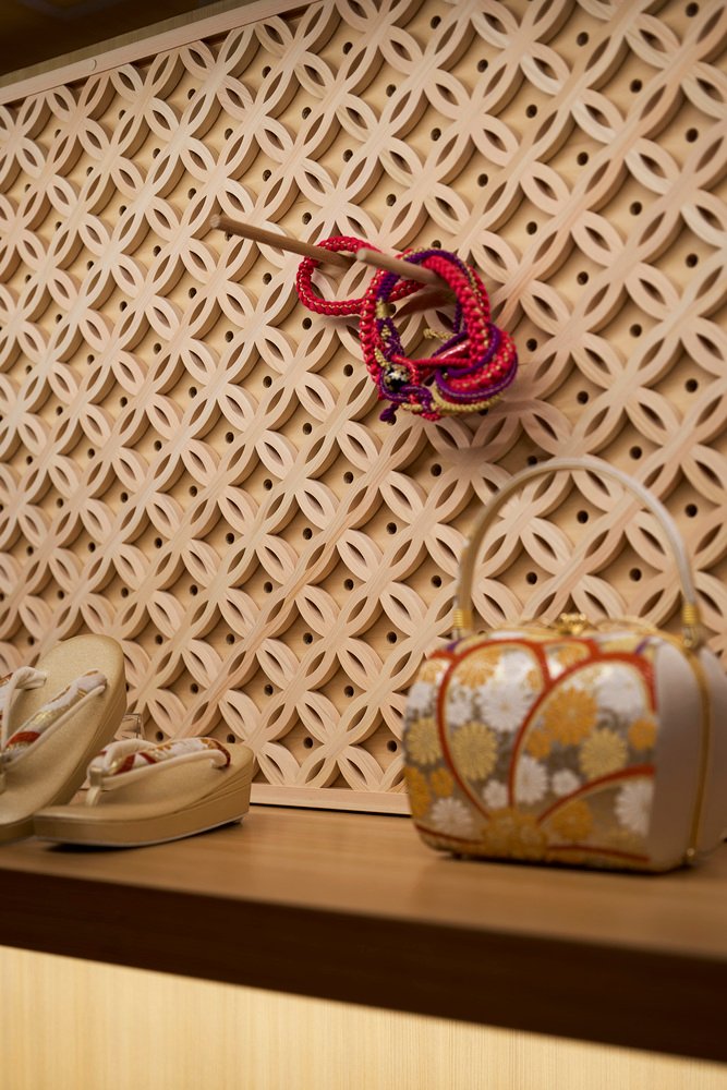 Mayuzuki Kimono Shop by Tsutsumi & Associates