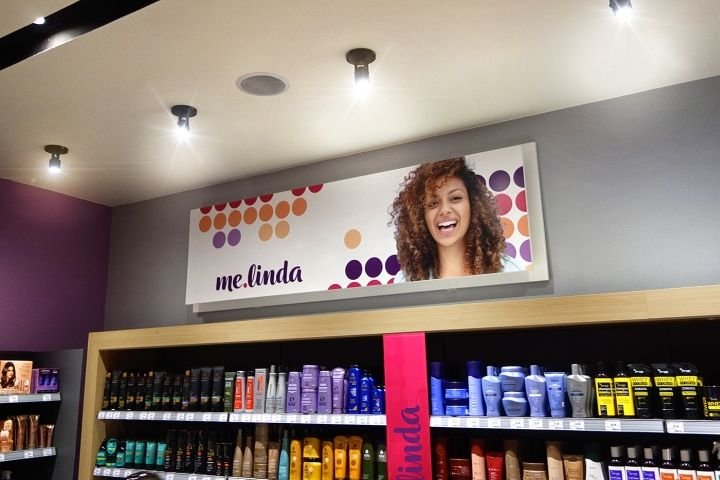 Me.Linda 品牌和零售设计由巴西坎皮纳斯 / 圣保罗 Design Novarejo 设计