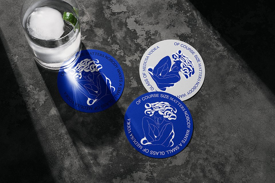 伊尔达·加里富林 (Ildar Garifullin) 设计的美杜莎伏特加