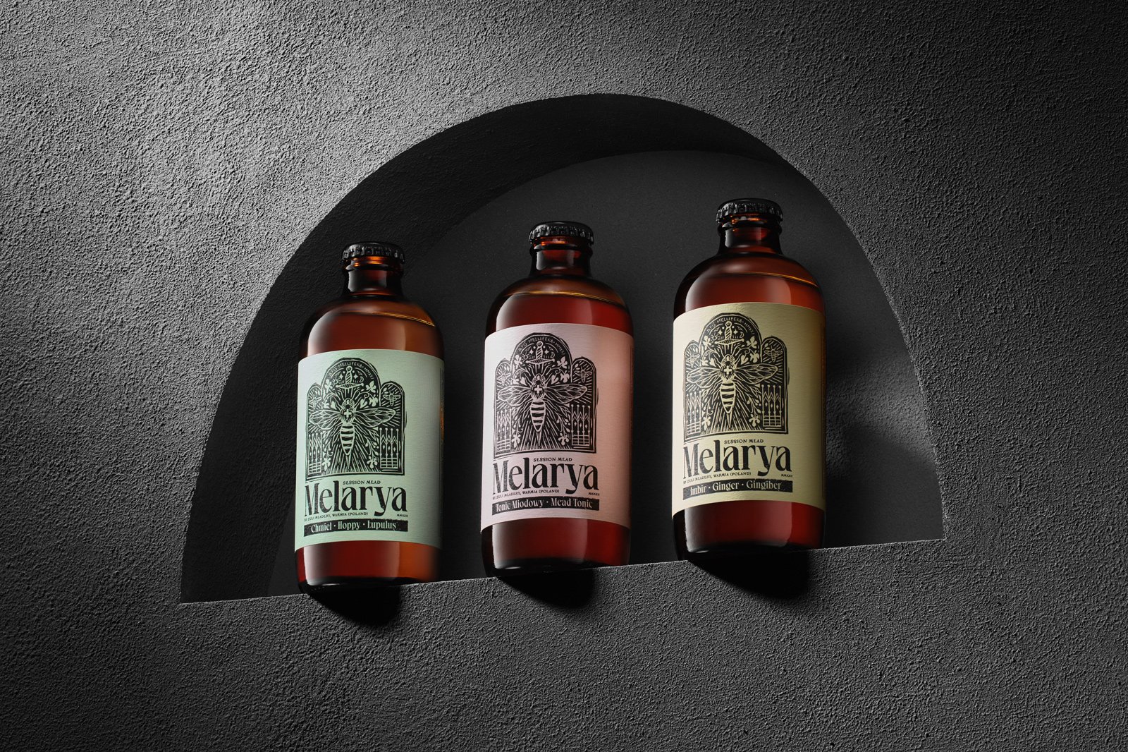 Melarya 啤酒由 FLOV 品牌工作室设计。