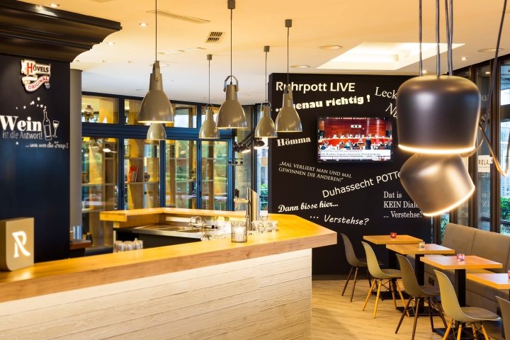 多特蒙德美居酒店酒吧由 Kitzig Interior Design 设计，多特蒙德 – 德国