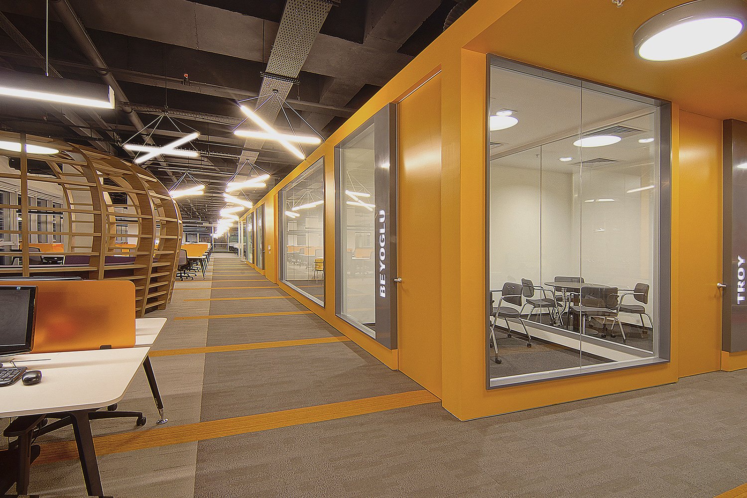 OSO Architecture 遇见全球总部 OSO Architecture 遇见全球总部