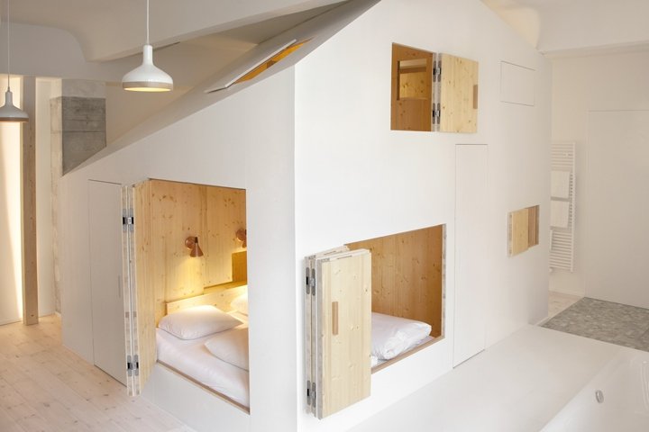 米歇尔伯格酒店,304 室,西格德·拉森 (Sigurd Larsen),柏林 – 德国 米歇尔伯格酒店,304 室,西格德·拉森 (Sigurd Larsen),柏林 – 德国