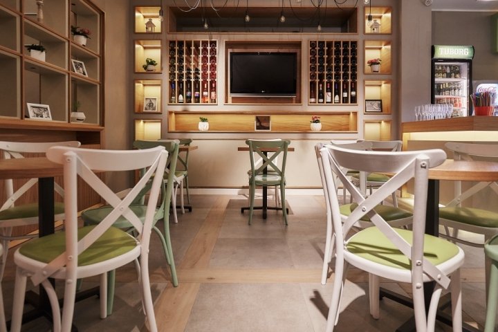 Mignon Varietes du Monde 商店，由 Atmosfere Interior Design 设计，Viseu de Sus – 罗马尼亚