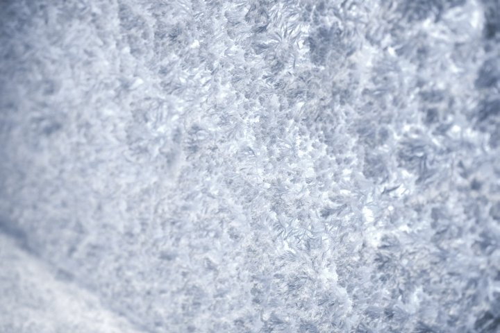 日本东京 MIKIMOTO 银座总店的水晶圣诞树，由 we+ 设计