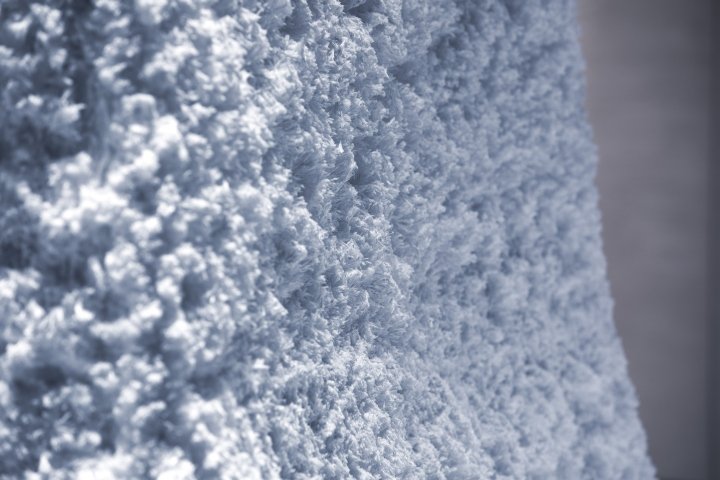 日本东京 MIKIMOTO 银座总店的水晶圣诞树，由 we+ 设计