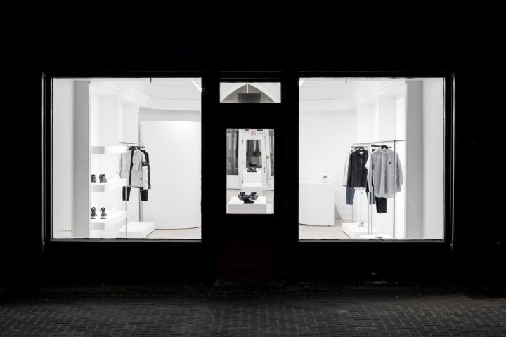 Rchmnd 商店由 Omar Gandhi Architect 设计,加拿大哈利法克斯 Rchmnd 商店由 Omar Gandhi Architect 设计,加拿大哈利法克斯