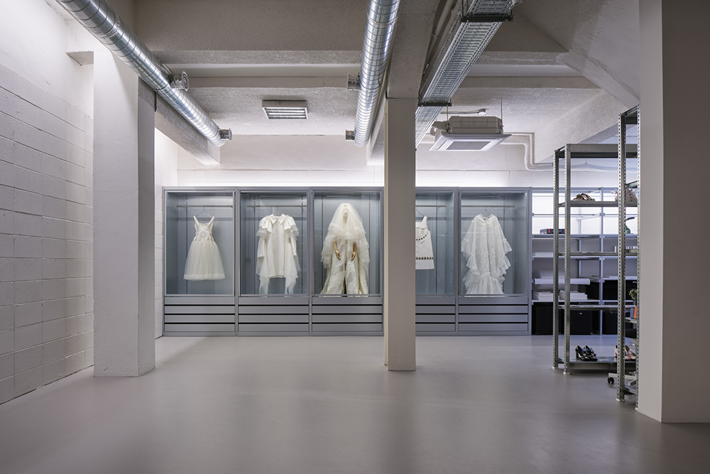 Minjukim Anguk 旗舰店 by studiofragment