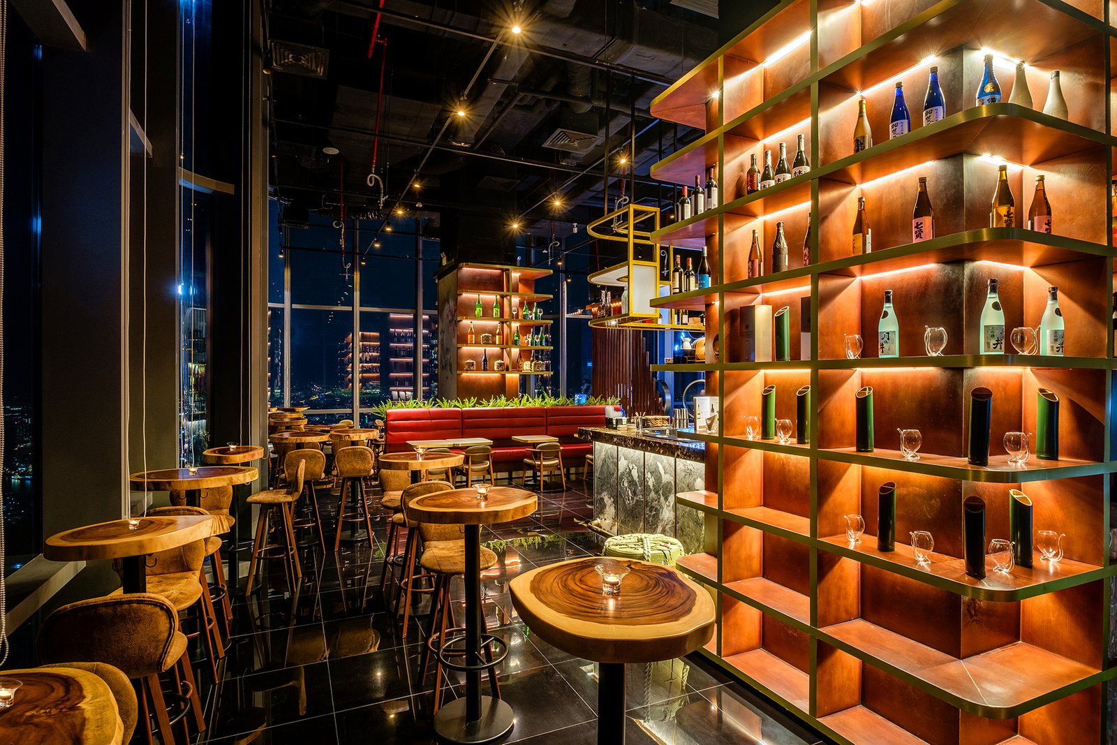 Miwaku Cafe Lounge by Kingsmen Vietnam Co Ltd，胡志明市 – 越南