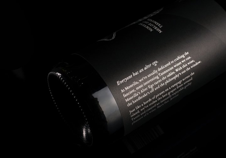 MONA 设计的 Moorilla Alter Ego 葡萄酒标签