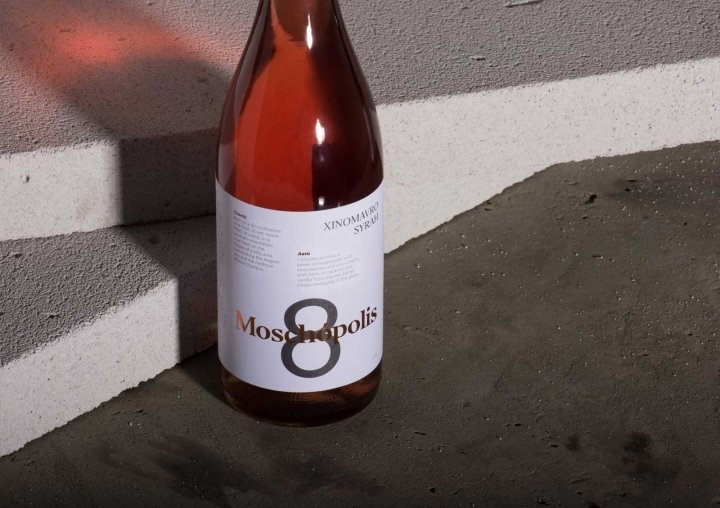 莫斯科波利斯 (Moschopolis) 葡萄酒包装由 The Birthdays Design 设计